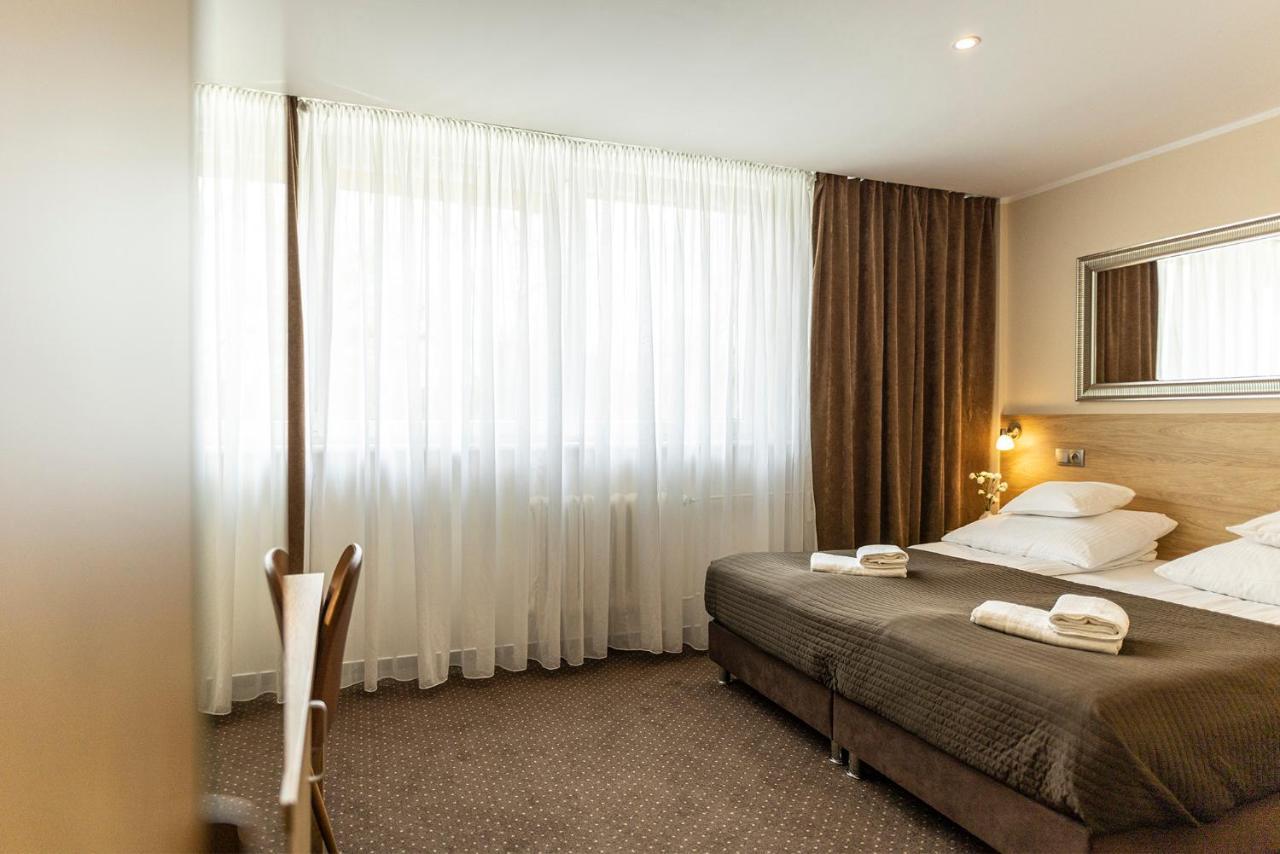 Hotel Boss 3*